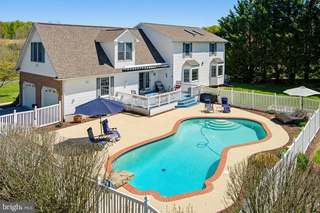 Photo of 495 HATTIE DRIVE