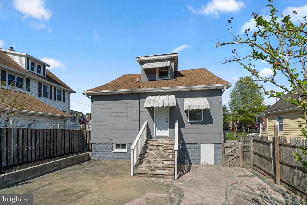 Photo of 1229 NORTH AVENUE