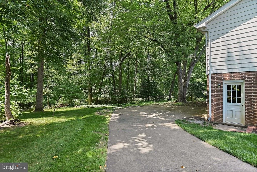 Photo of 3142 SEARSMONT PLACE