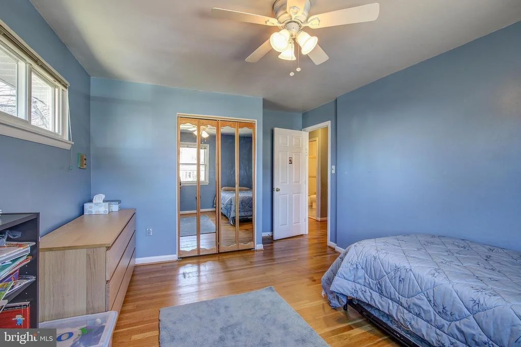 Photo of 906 LAMBERTON DRIVE