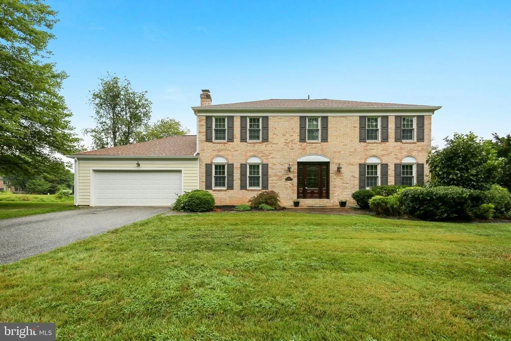 Photo of 15209 DONNA DRIVE