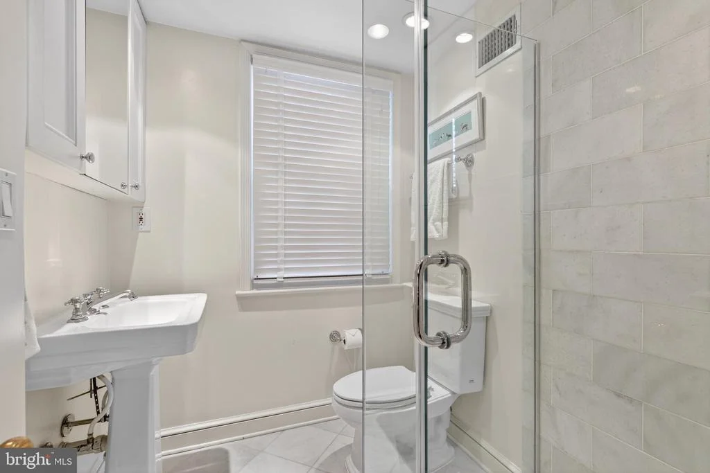 Photo of 2238 47TH STREET NW