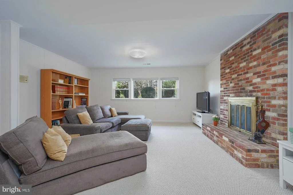 Photo of 1557 EVERS DRIVE