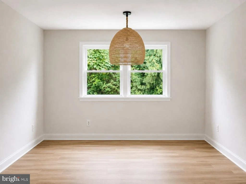 Photo of 14004 MANOR ROAD