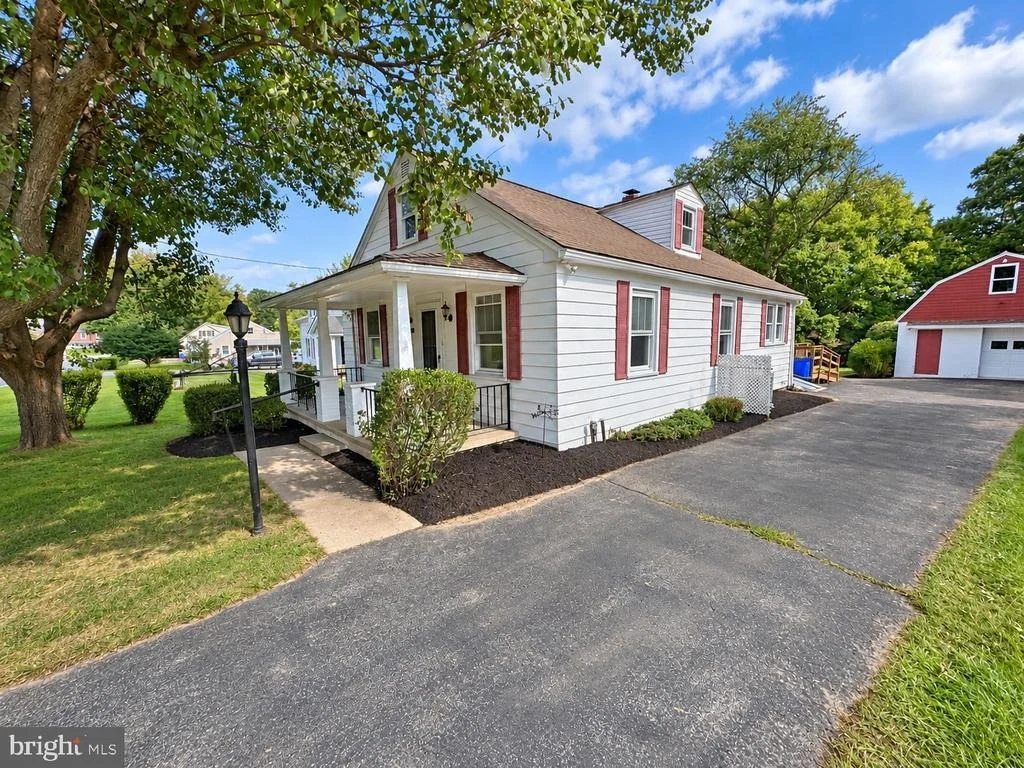 Photo of 8921 YELLOW SPRINGS ROAD