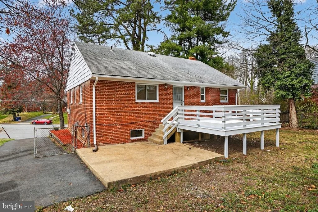 Photo of 3601 CREST DRIVE