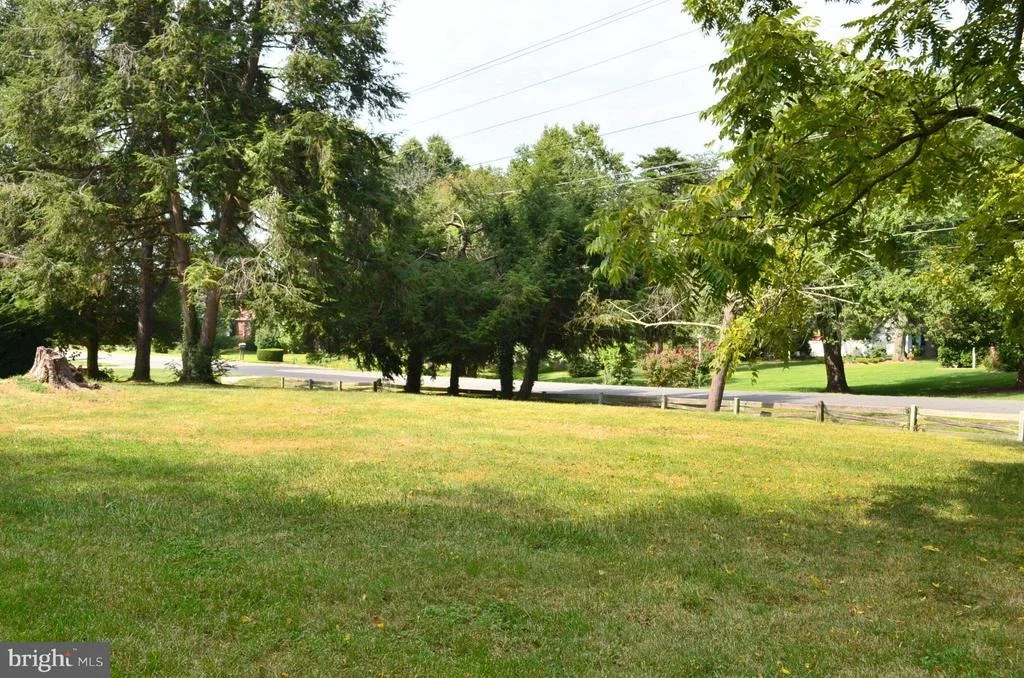 Photo of 9000 JACKSON AVENUE