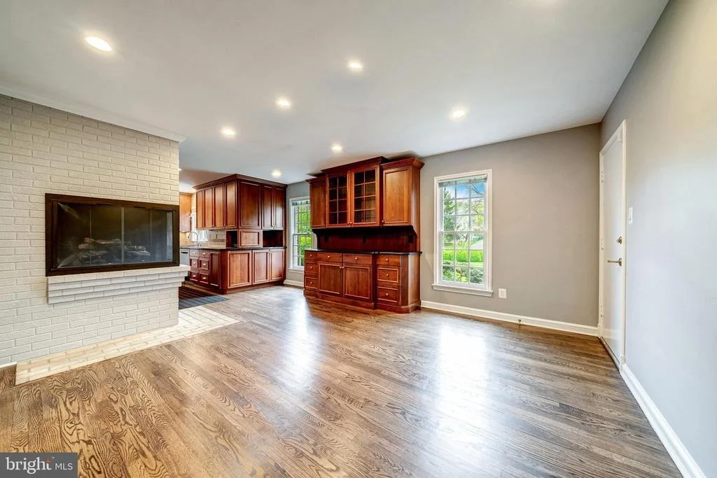 Photo of 6305 STONEHAM LANE
