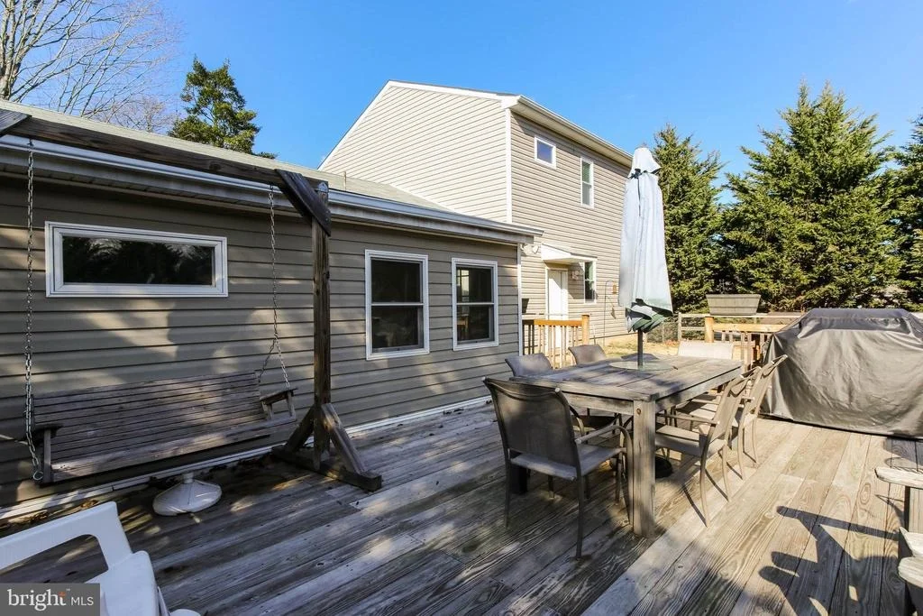 Photo of 5939 MEADOW ROAD