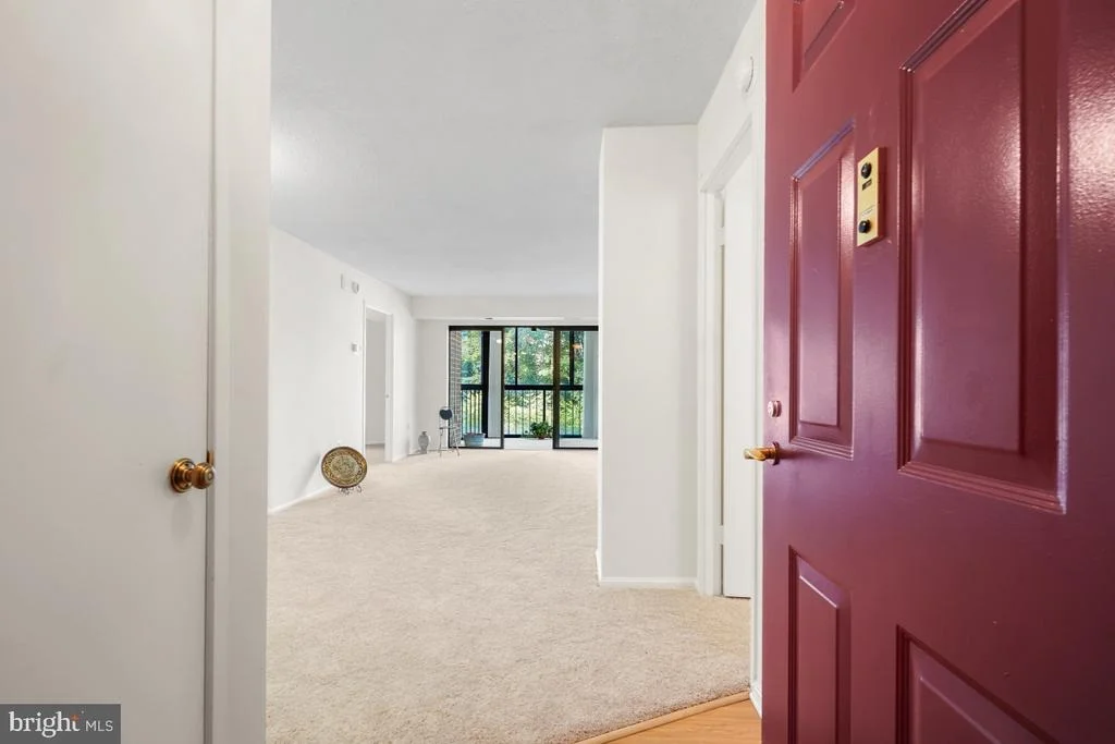 Photo of Unit 2321 at 15107 INTERLACHEN DRIVE