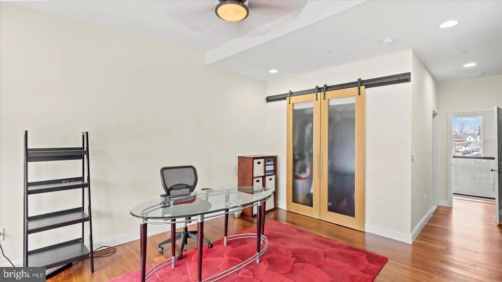 Photo of 3145 BAYBRIAR ROAD