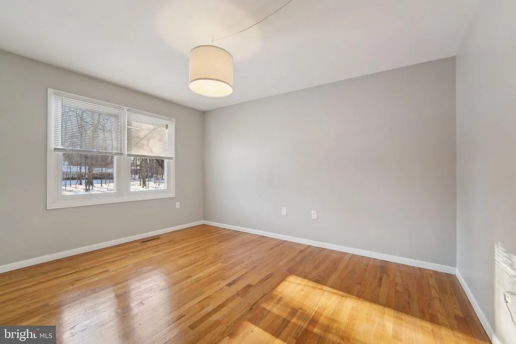 Photo of 3942 SUGARLOAF DRIVE