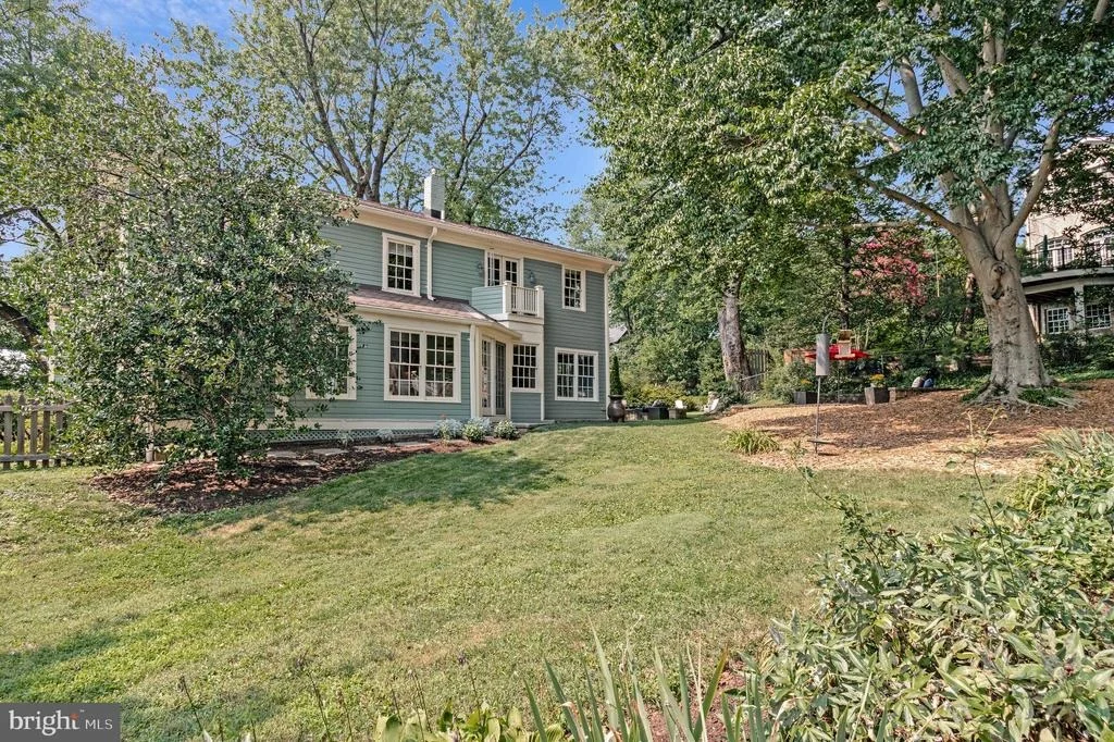 Photo of 4701 RIVER ROAD