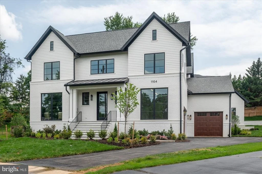 Photo of 1104 SHARON COURT