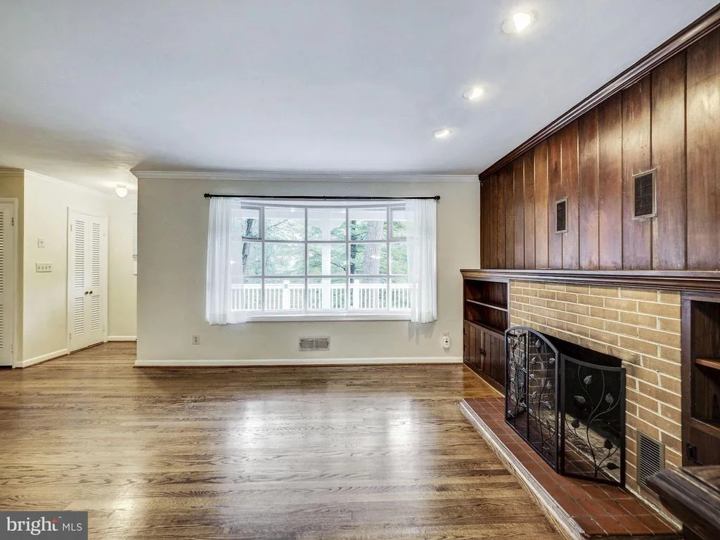 Photo of 407 WILLINGTON DRIVE