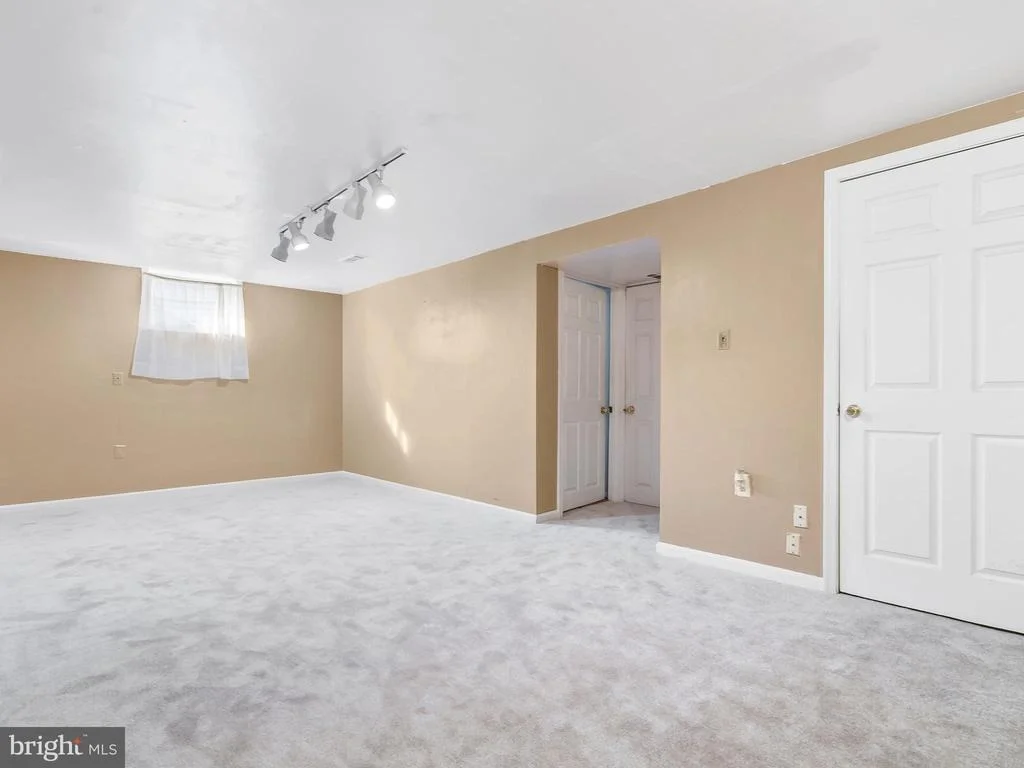 Photo of 3072 SCHUBERT DRIVE
