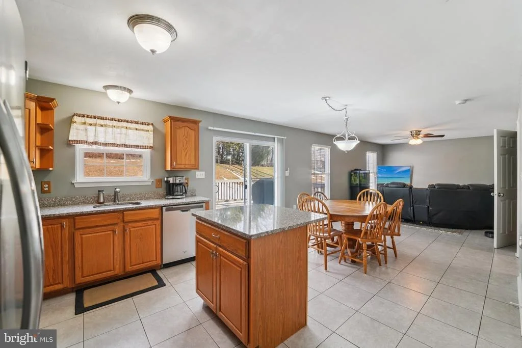 Photo of 1005 GULLO ROAD