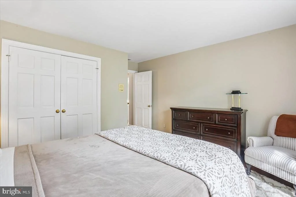 Photo of 899 LINGANORE DRIVE