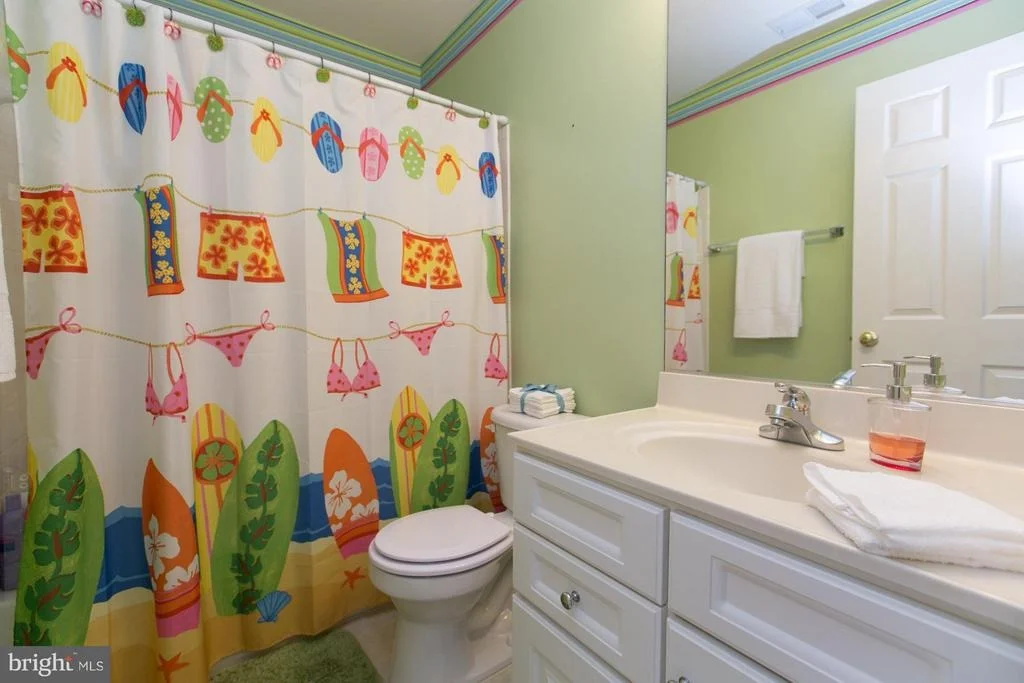 Photo of 14256 TOWN COMMONS WAY