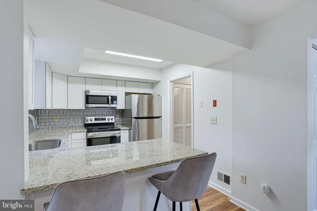 Photo of 19 HEATHERFIELD WAY