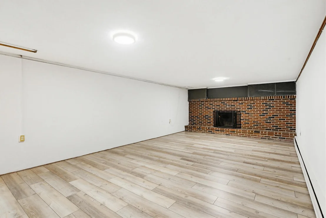 Photo of 715 FRANKLIN AVENUE