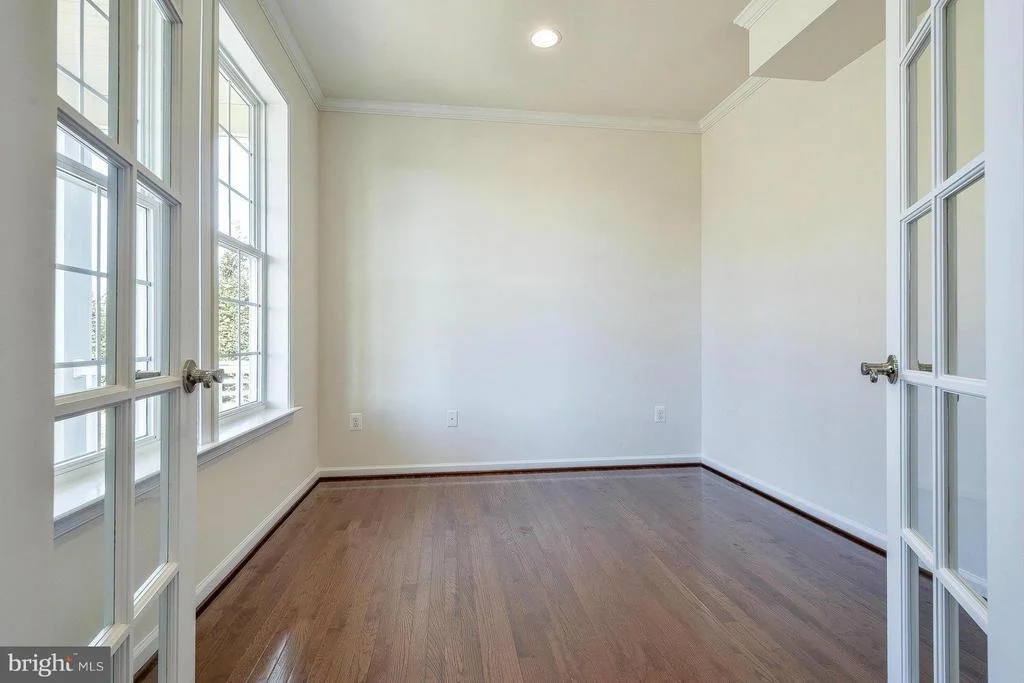 Photo of 25008 OAK DRIVE