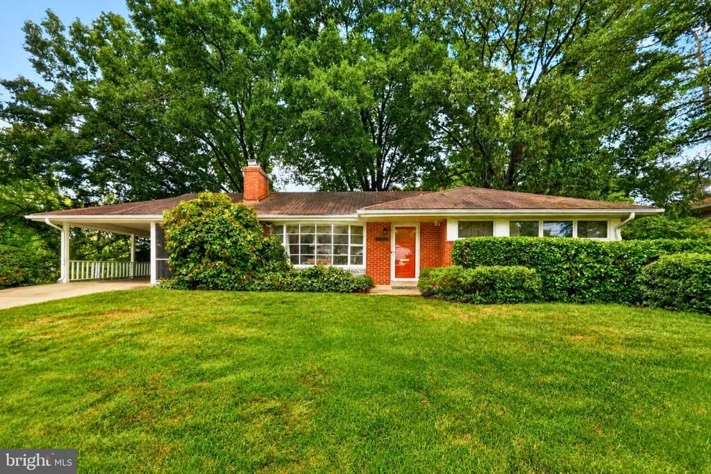 Photo of 11619 35TH PLACE