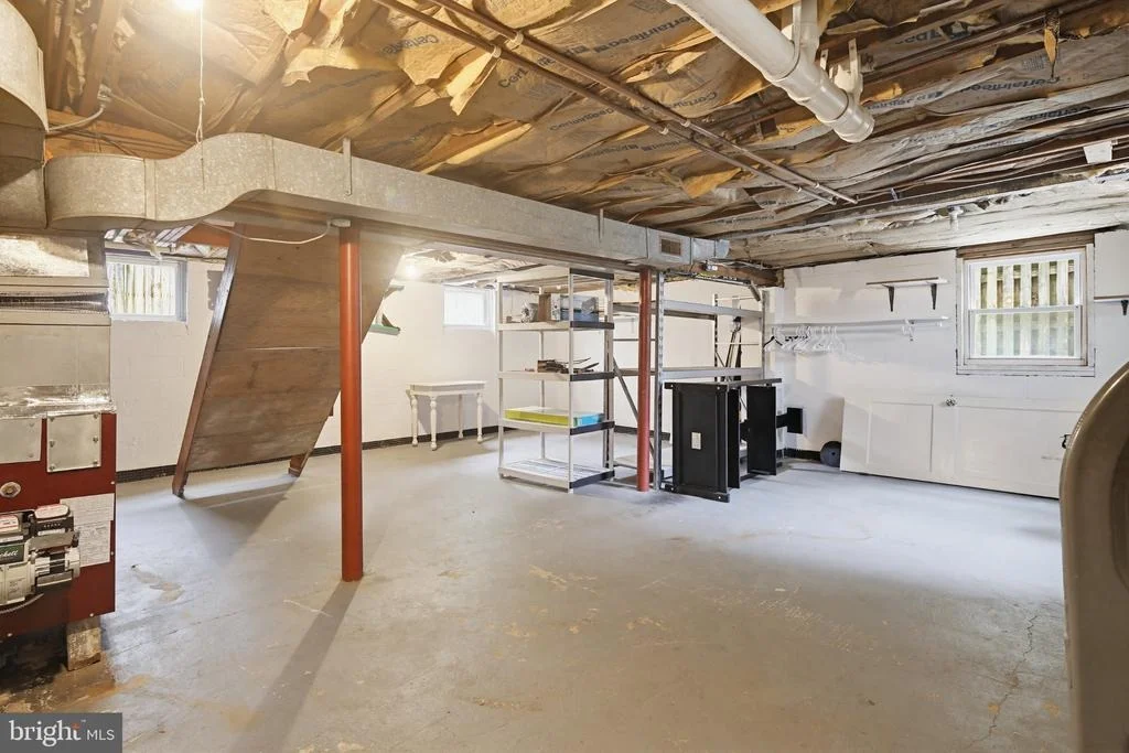 Photo of 1465 RIDGEWAY