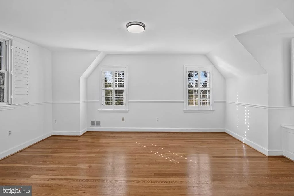 Photo of 8201 LARRY PLACE