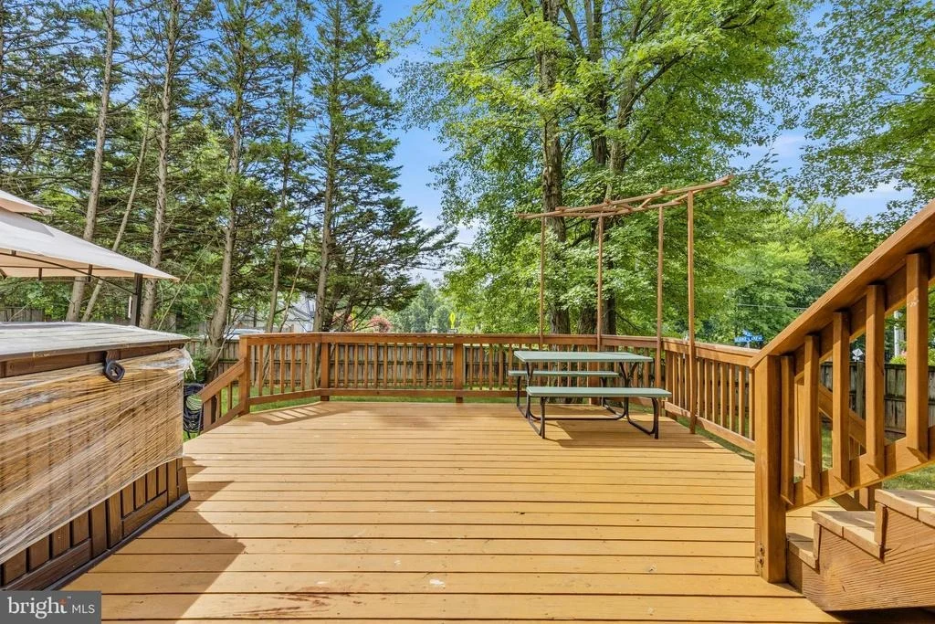 Photo of 9005 ADVANTAGE COURT