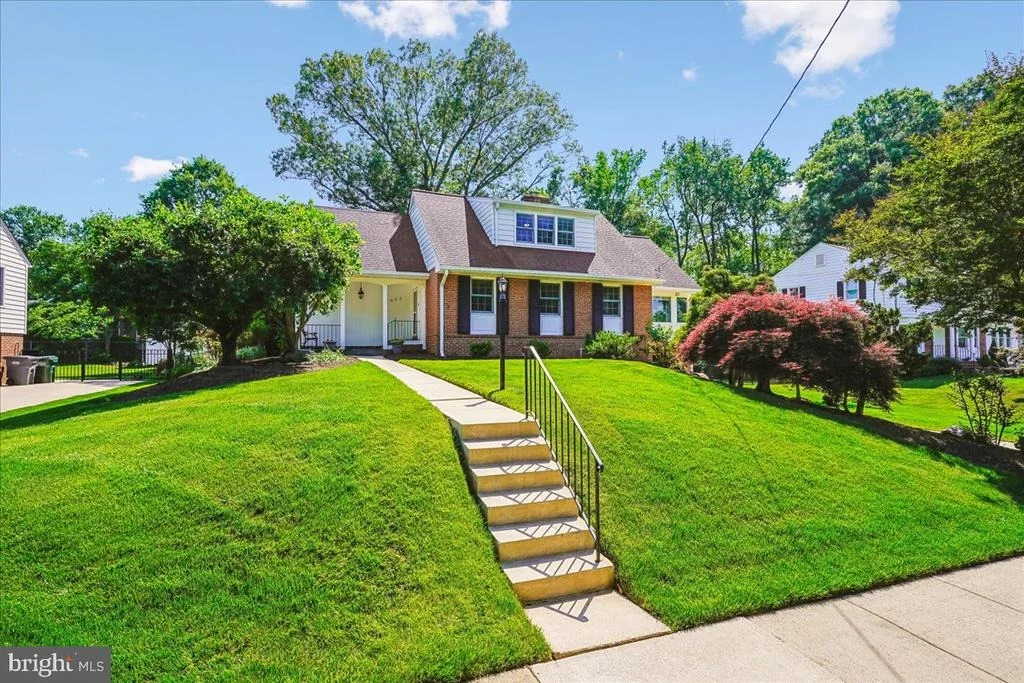 Photo of 1003 DEWOLFE DRIVE