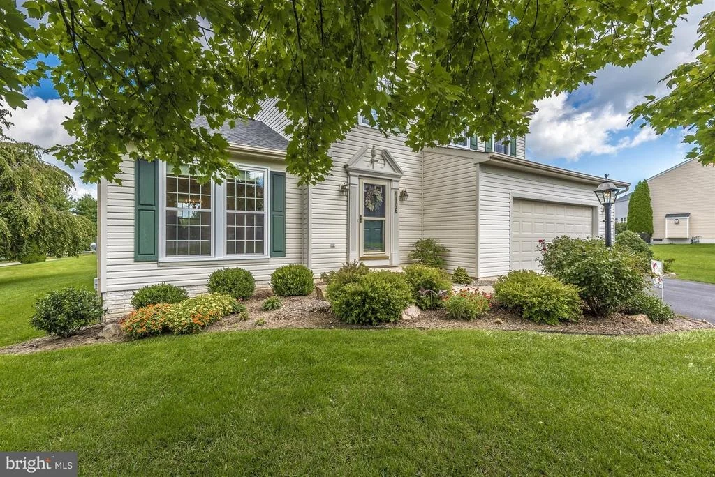 Photo of 4106 BENNINGTON PLACE W