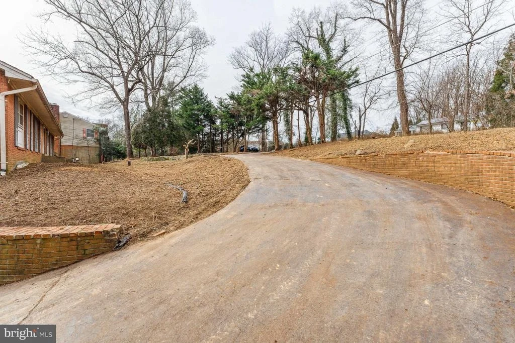 Photo of 1063 RECTOR LANE