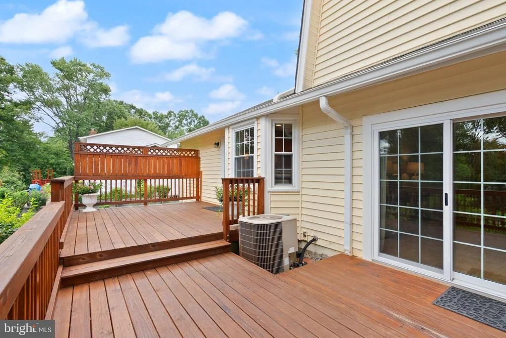 Photo of 8906 TAILCOAT COURT