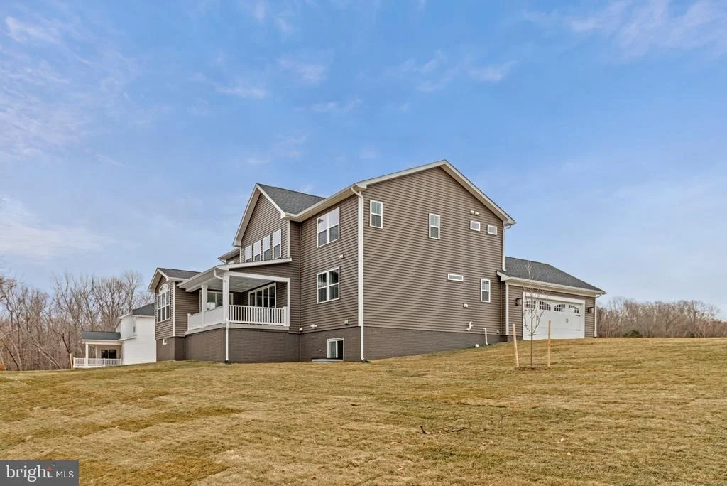 Photo of 2000 ARAM DRIVE