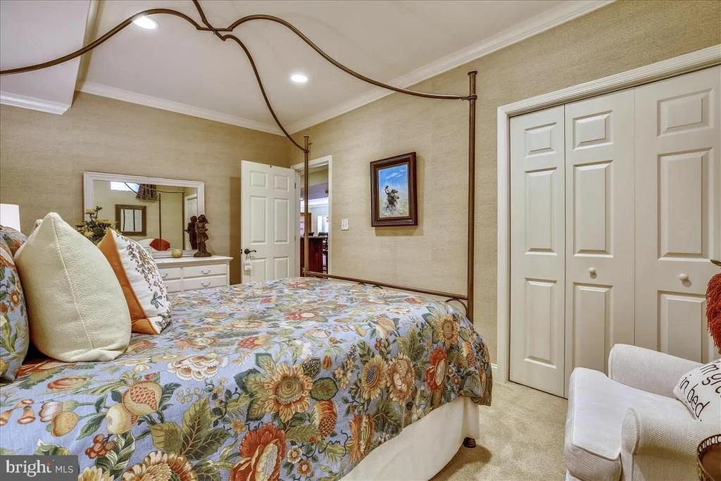 Photo of 21129 GOLF ESTATES DRIVE