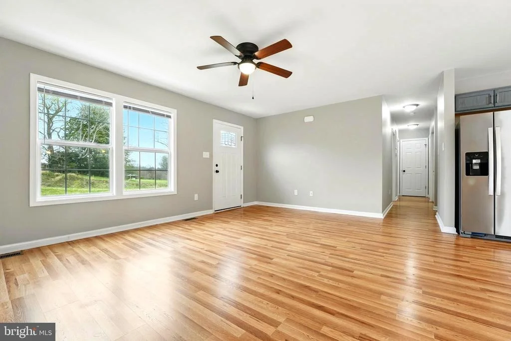 Photo of 845 SEVILLE