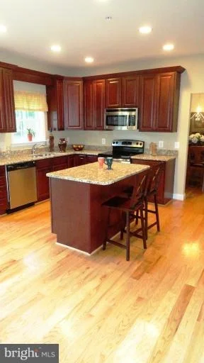 Photo of 9263 CARTERSVILLE ROAD