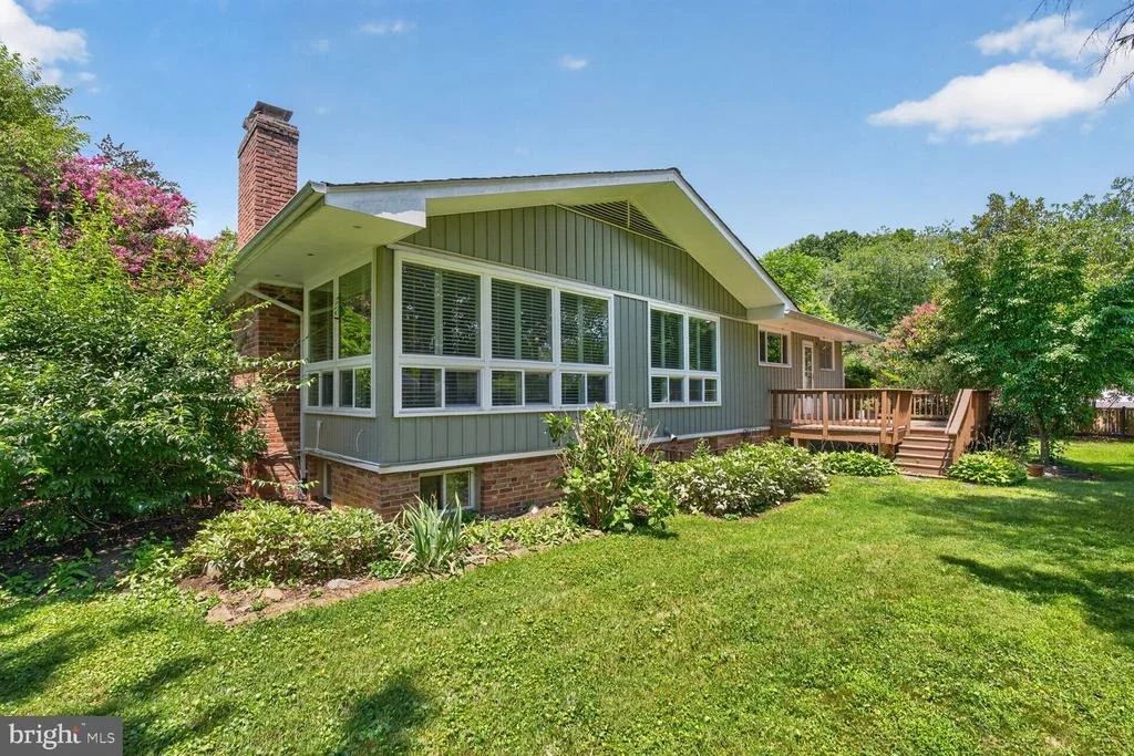Photo of 6841 STRATA STREET