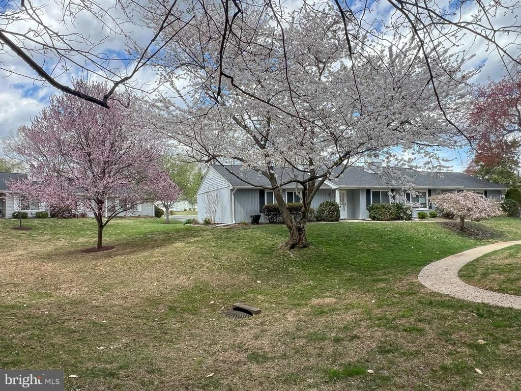 Photo of Unit 129B at 3602 EDELMAR TERRACE