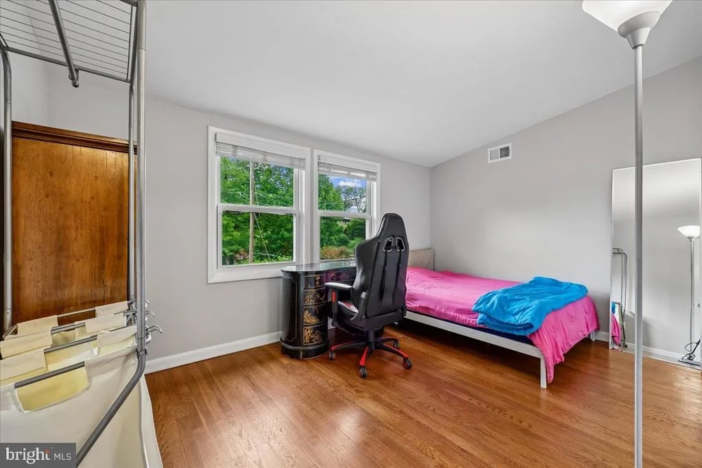 Photo of 11518 CHARLTON DRIVE