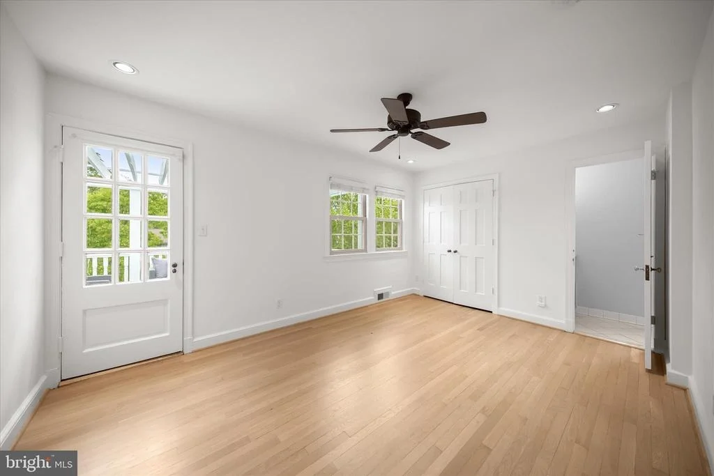 Photo of 10318 PARKMAN ROAD