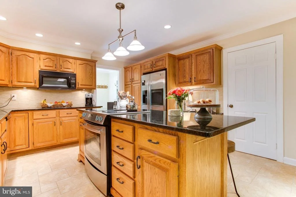 Photo of 10425 MOUNT VERNON DRIVE