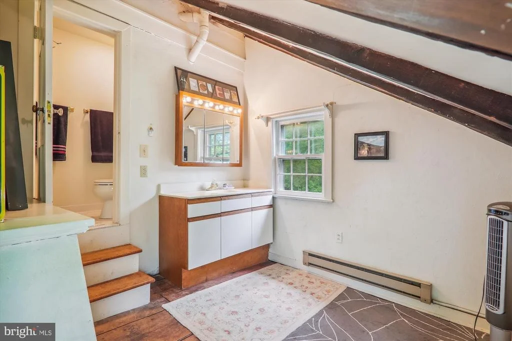 Photo of 1820 TUCKER LANE