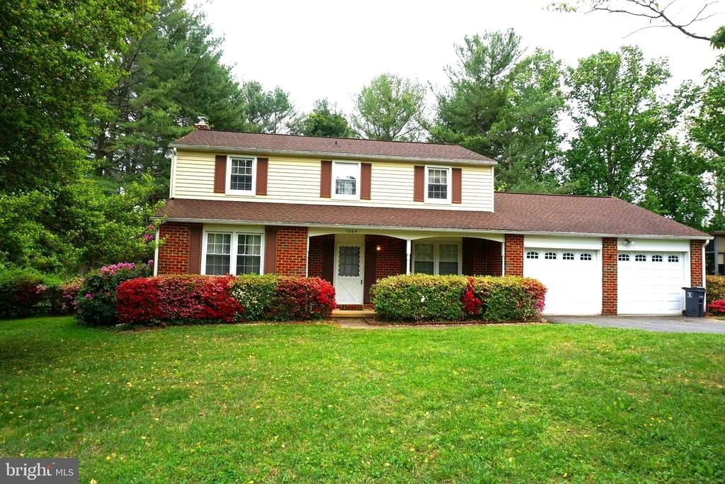 Photo of 1304 CHEZ COURT