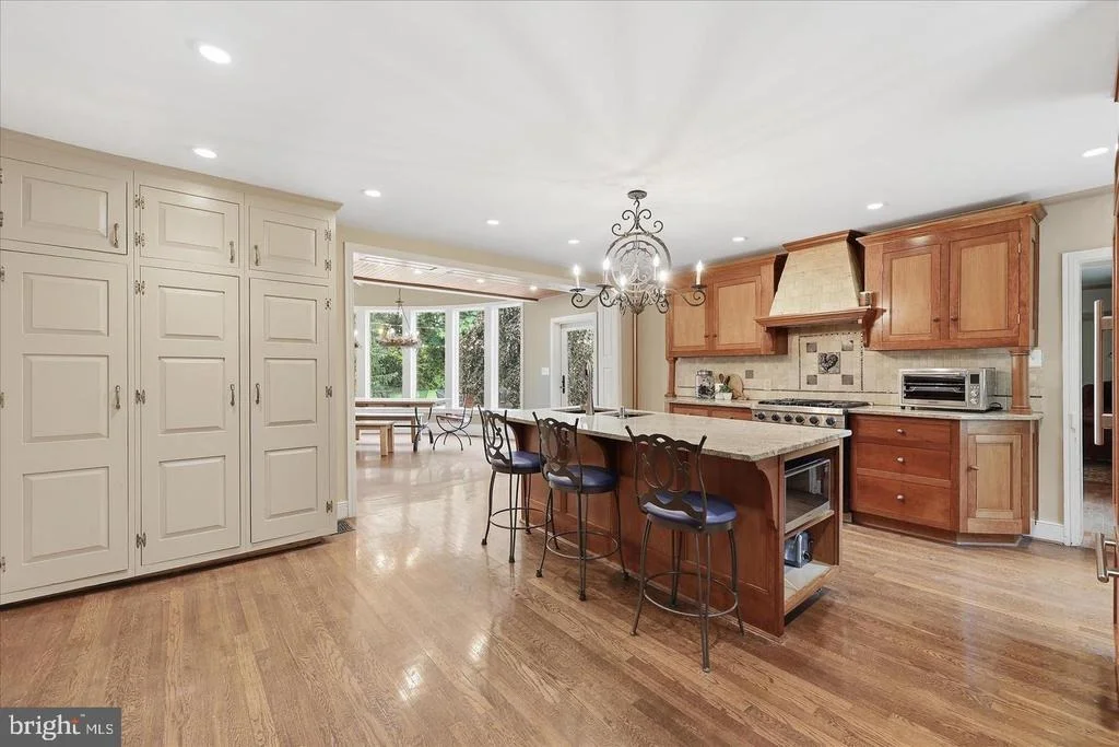 Photo of 800 CARROLL PARKWAY