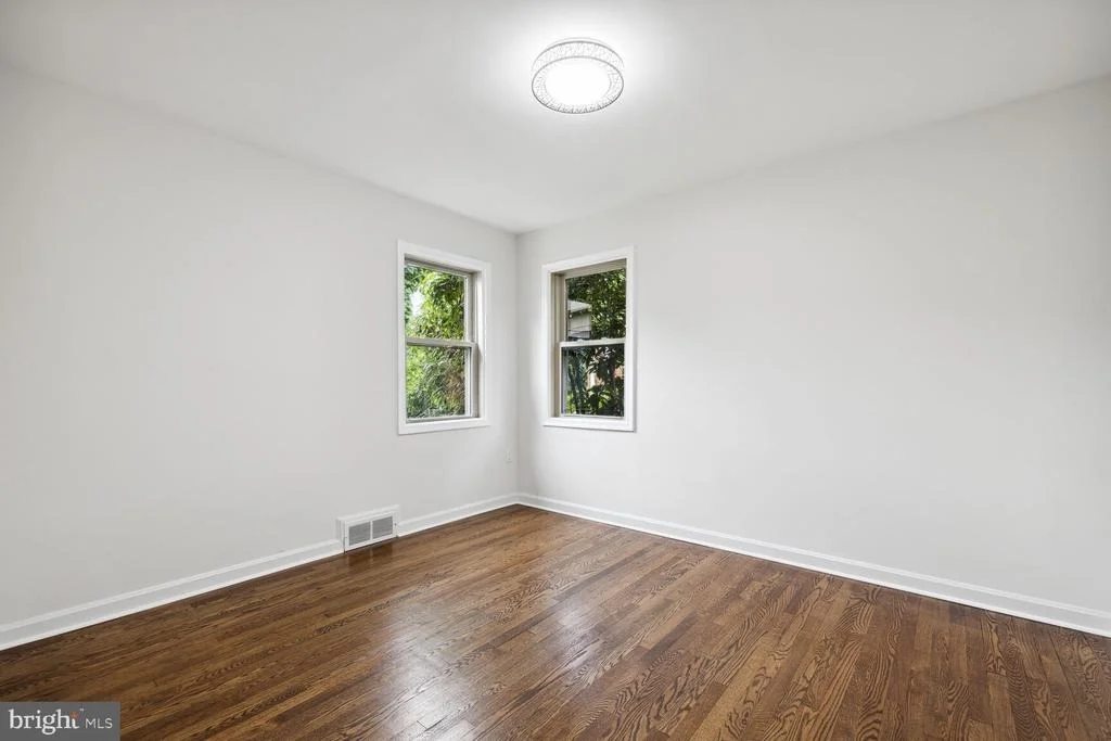 Photo of 606 BIGGS AVENUE