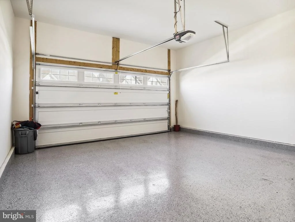 Photo of 2936 LEVEE DRIVE