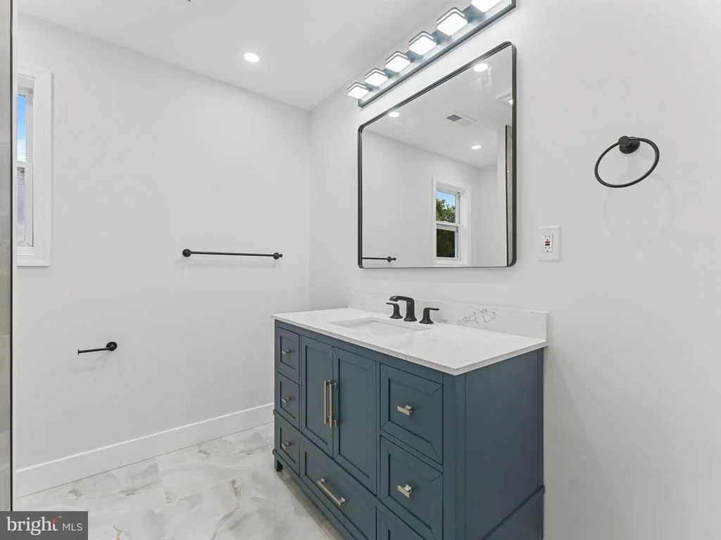 Photo of 308 DELSEA DRIVE