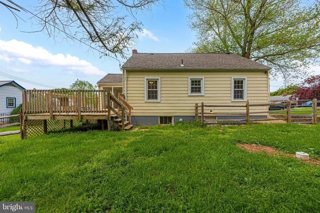 Photo of 9510 PLEASANT PLAINS ROAD